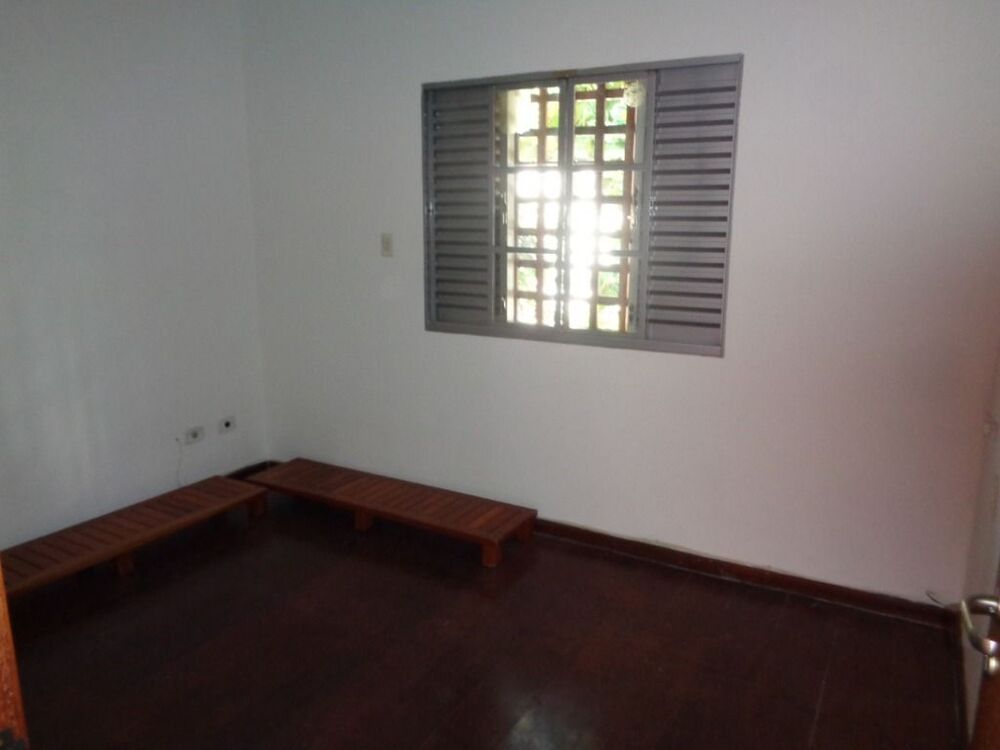 Casa, 3 quartos, 250 m² - Foto 11
