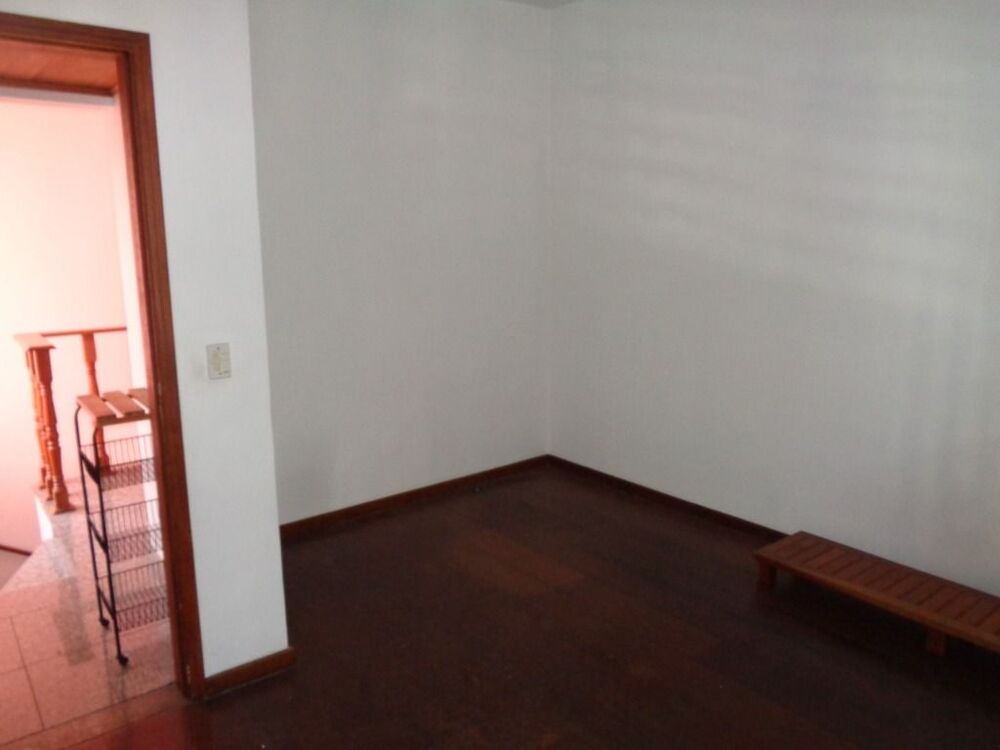 Casa, 3 quartos, 250 m² - Foto 12
