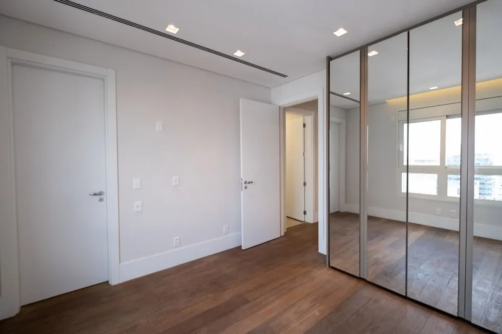 Apartamento, 4 quartos, 274 m² - Foto 2