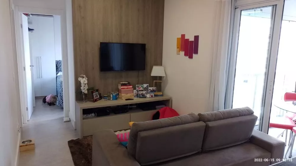 Apartamento para alugar com 1 quarto, 60m² - Foto 2