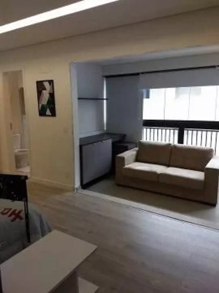 Apartamento à venda com 1 quarto, 38m² - Foto 2