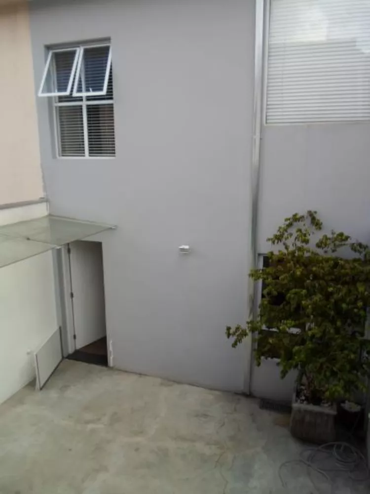 Sobrado, 3 quartos, 220 m² - Foto 2