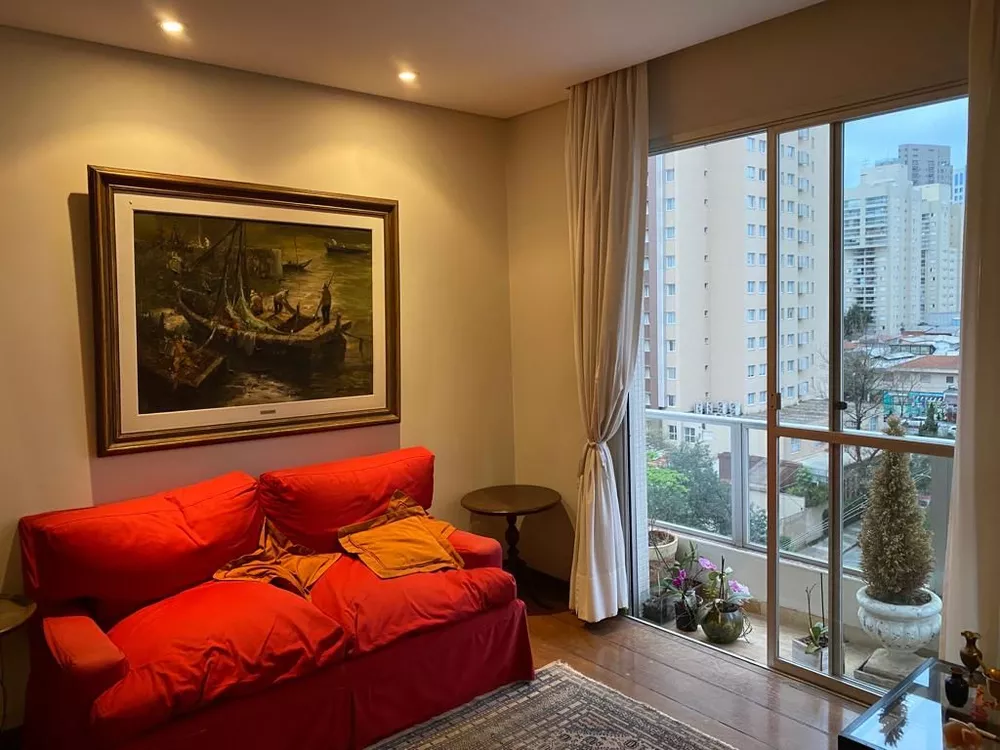 Apartamento à venda com 3 quartos, 137m² - Foto 1