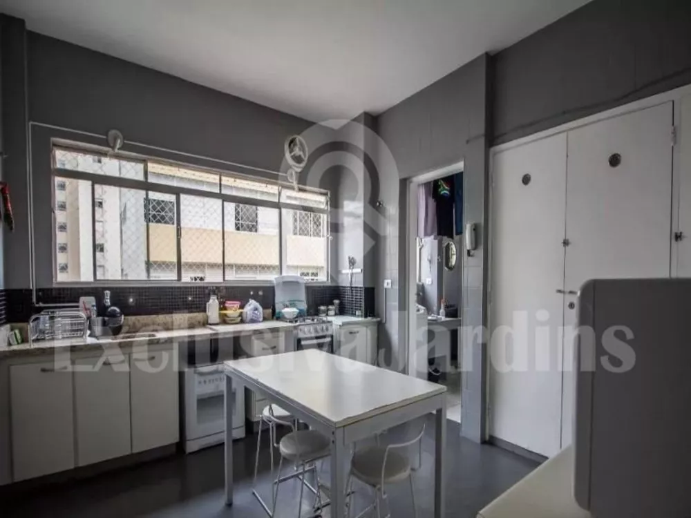 Apartamento para alugar com 3 quartos, 170m² - Foto 4