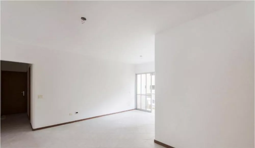 Apartamento para alugar com 3 quartos, 102m² - Foto 4