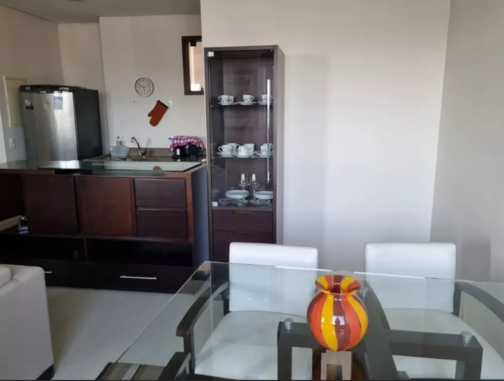 Apartamento para alugar com 1 quarto, 74m² - Foto 5