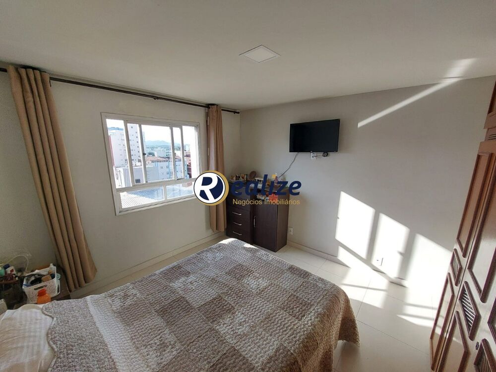 Cobertura à venda com 3 quartos, 180m² - Foto 3