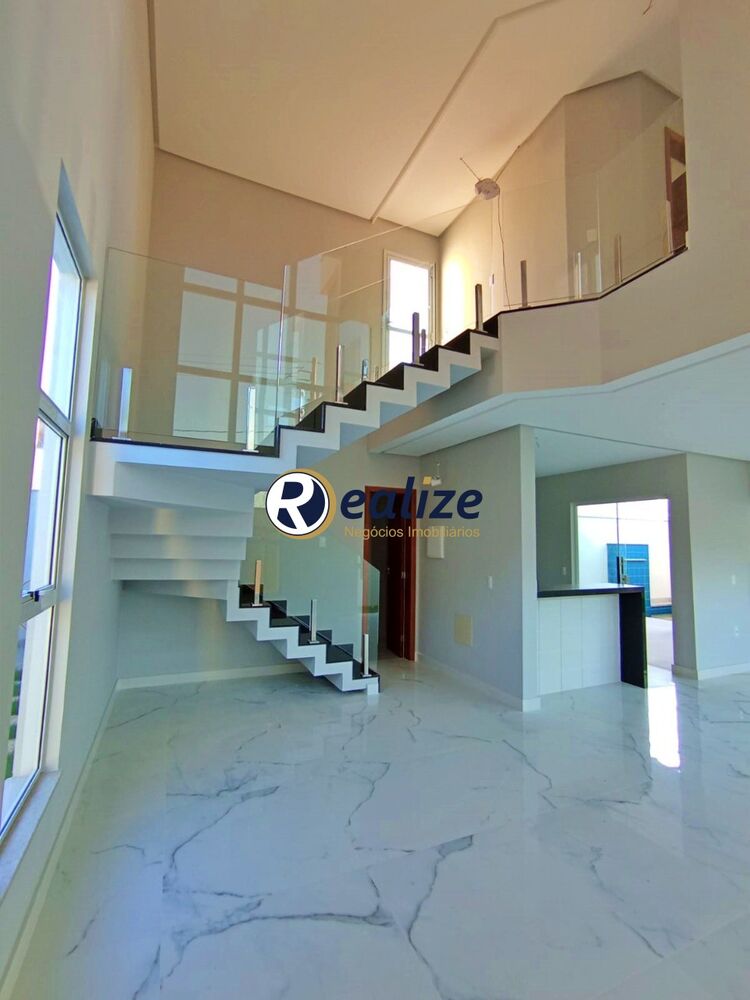 Casa, 3 quartos, 235 m² - Foto 2