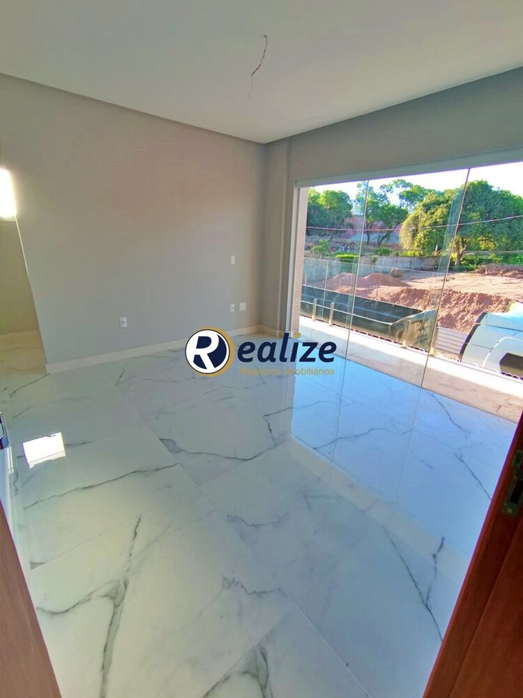 Casa, 3 quartos, 235 m² - Foto 1