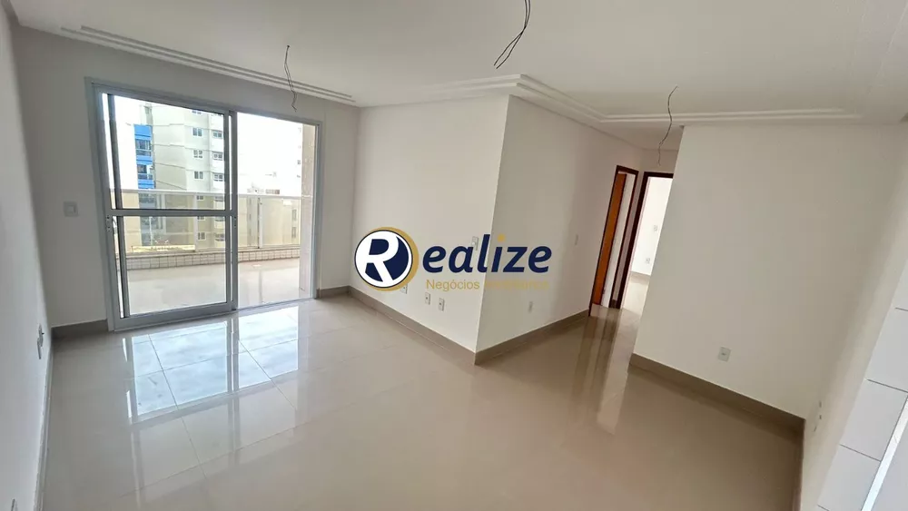 Apartamento à venda com 2 quartos, 77m² - Foto 1