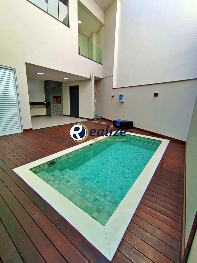 Casa, 4 quartos, 250 m² - Foto 19