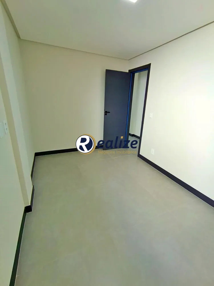 Casa, 4 quartos, 250 m² - Foto 4