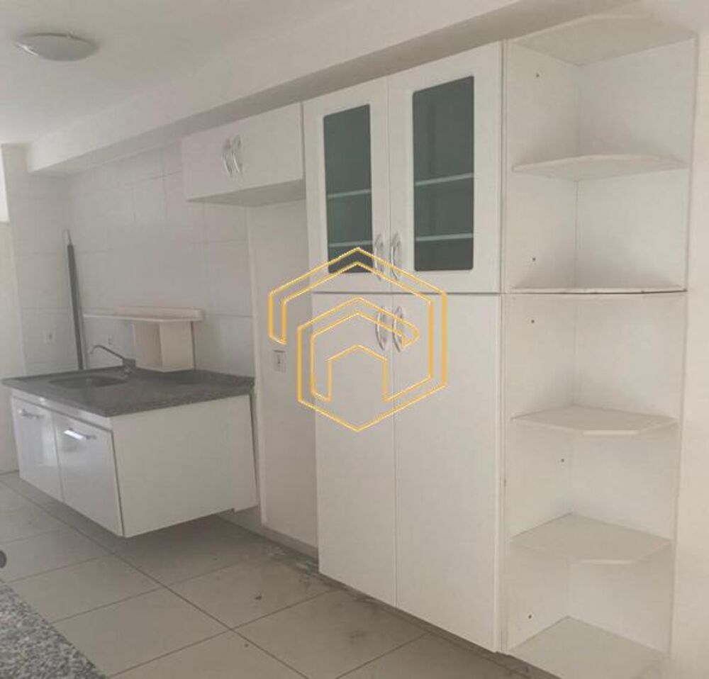 Apartamento à venda com 3 quartos, 72m² - Foto 2