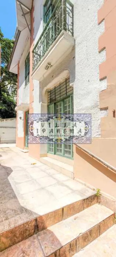 Casa à venda com 3 quartos, 300m² - Foto 4