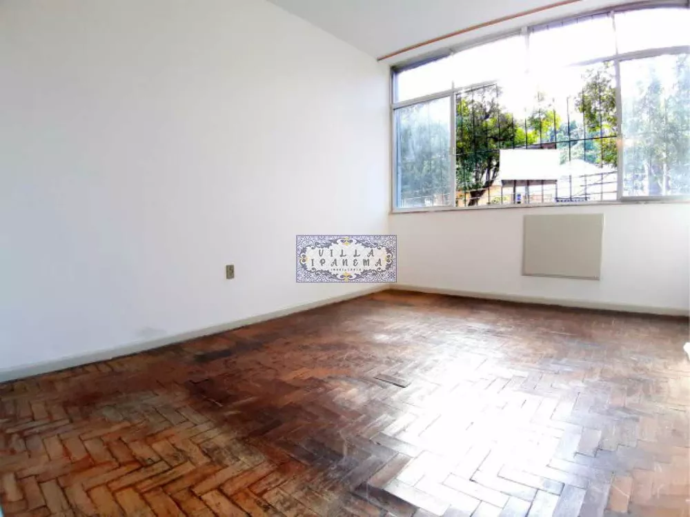 Apartamento à venda com 1 quarto, 40m² - Foto 4