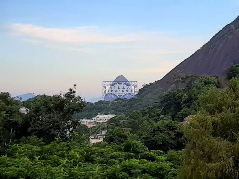 Casa de Condomínio à venda com 4 quartos, 350m² - Foto 3