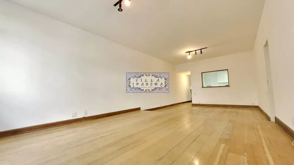 Apartamento à venda com 3 quartos, 140m² - Foto 3