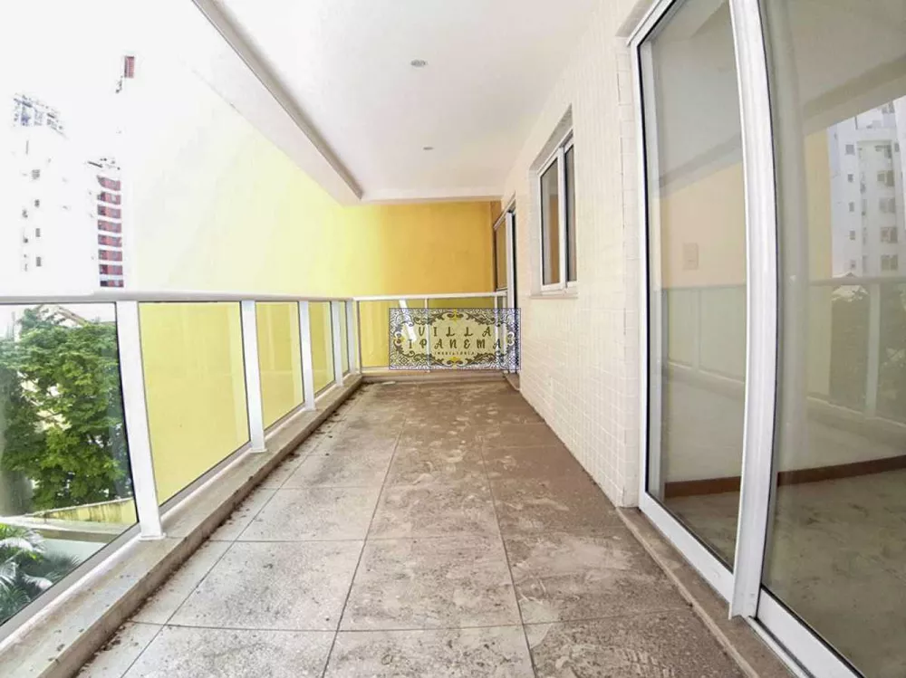 Apartamento à venda com 3 quartos, 90m² - Foto 1