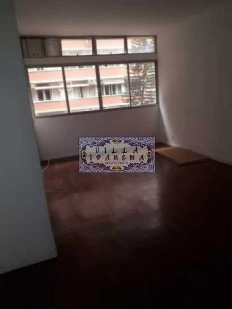 Apartamento à venda com 2 quartos, 100m² - Foto 2