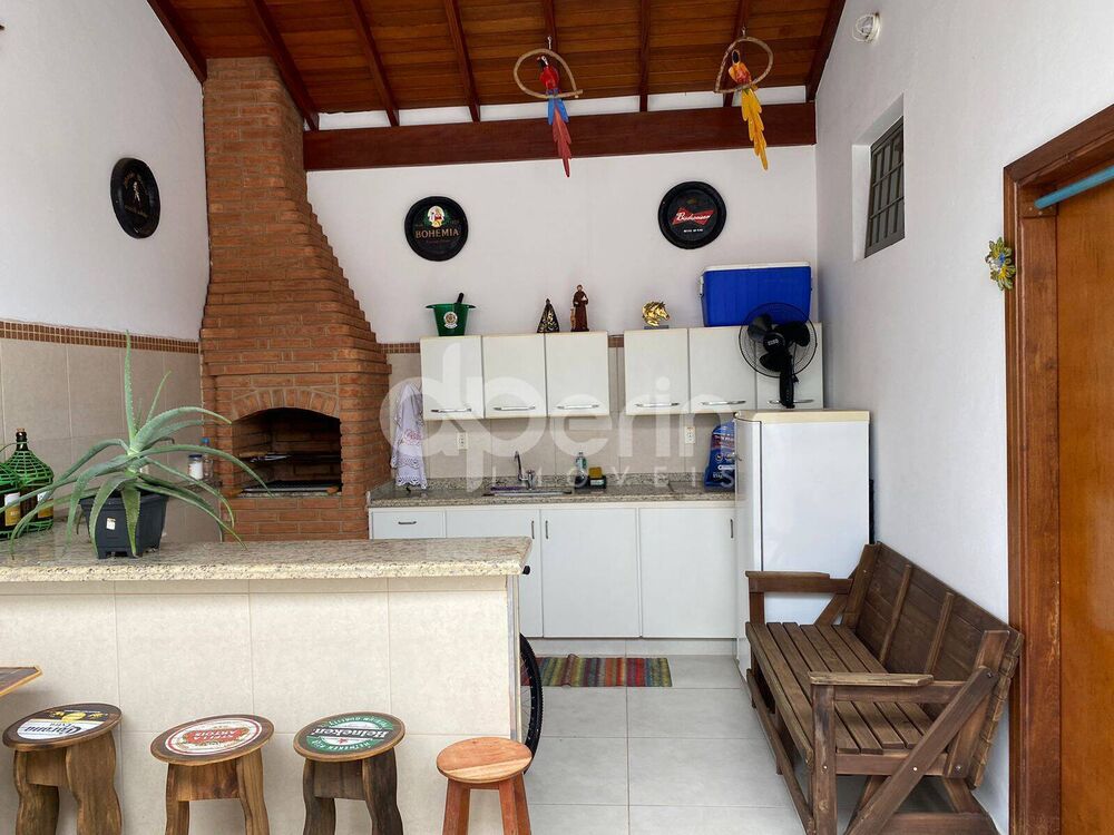 Casa, 3 quartos, 161 m² - Foto 2