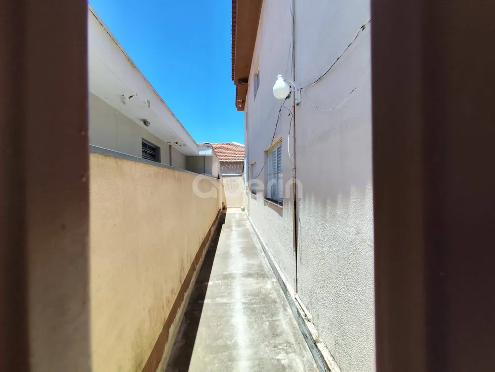 Casa, 3 quartos, 257 m² - Foto 3