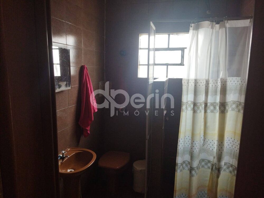 Casa à venda com 3 quartos, 120m² - Foto 3