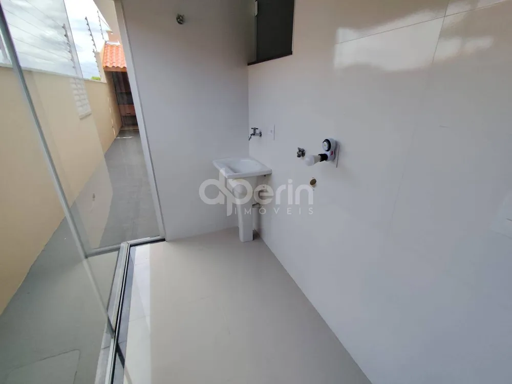Casa, 2 quartos, 160 m² - Foto 1