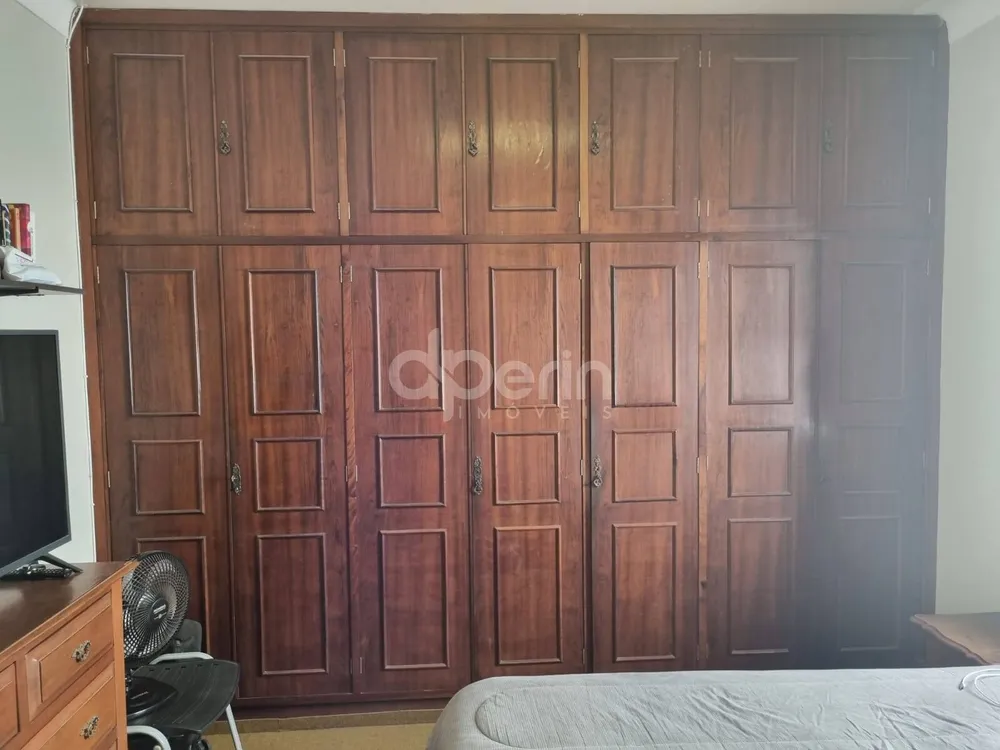 Casa, 4 quartos, 272 m² - Foto 11