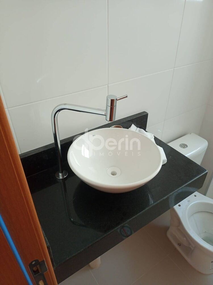 Apartamento à venda com 2 quartos, 40m² - Foto 2