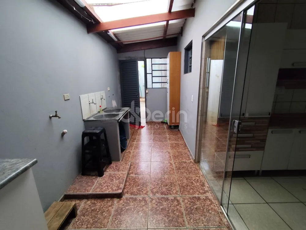 Casa, 3 quartos, 250 m² - Foto 11