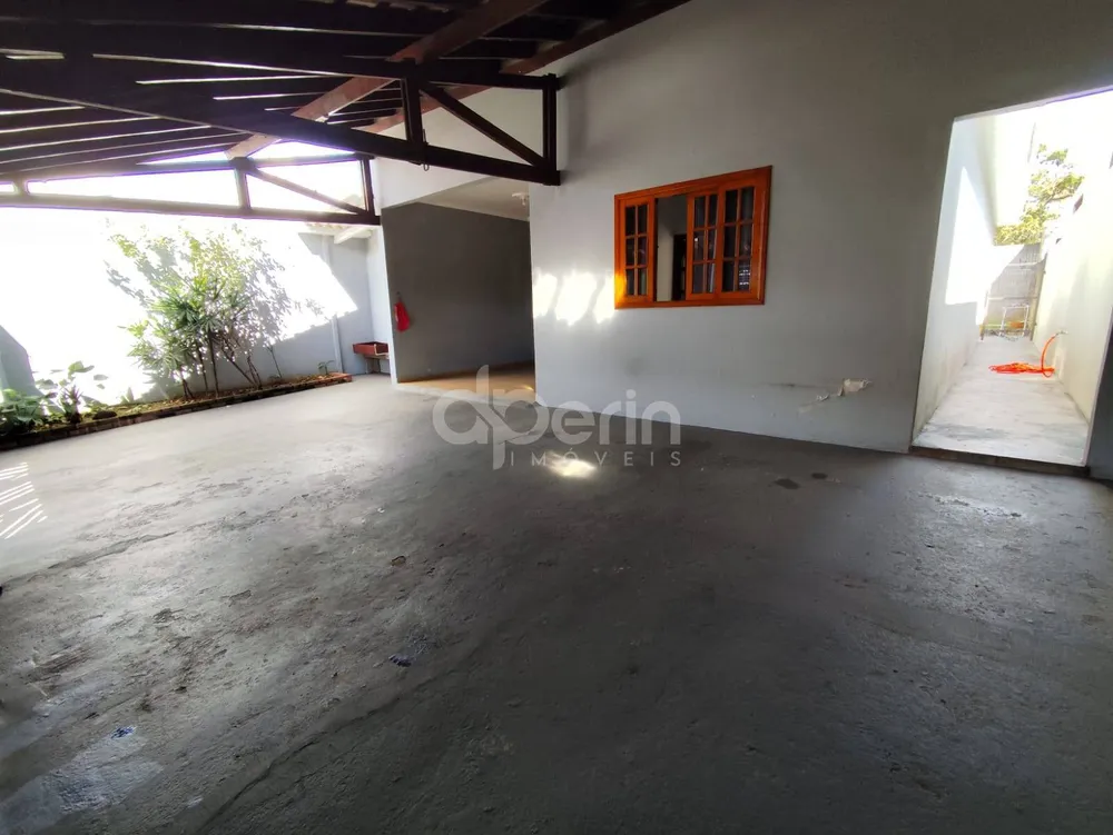 Casa, 3 quartos, 250 m² - Foto 4
