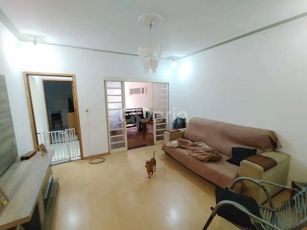 Casa, 2 quartos, 63 m² - Foto 1