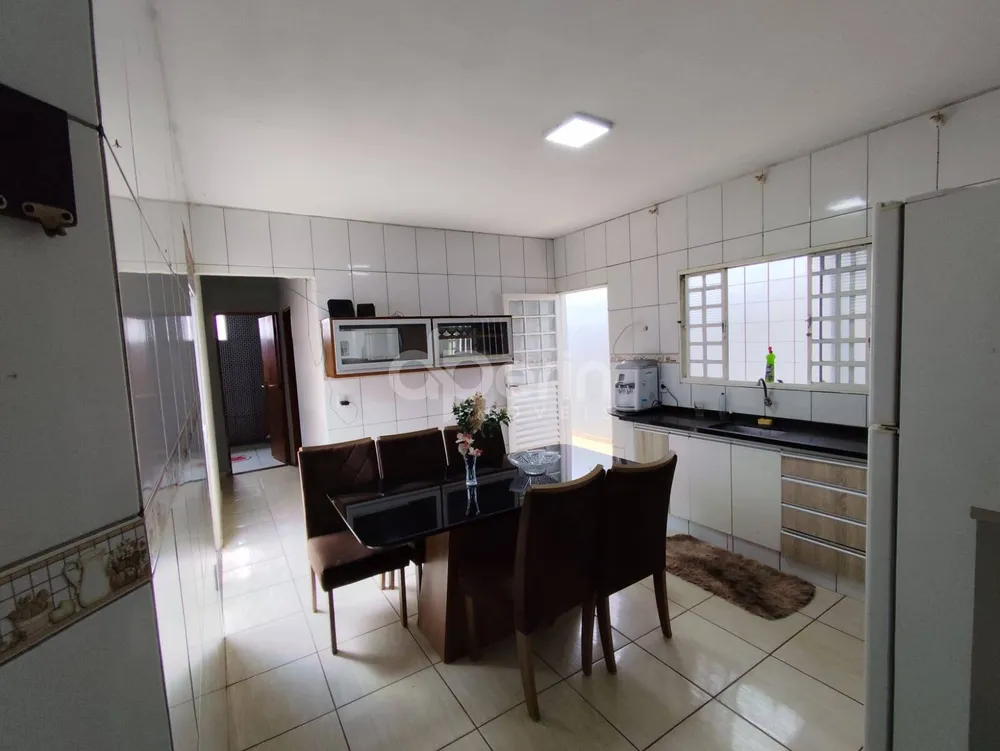 Casa, 3 quartos, 172 m² - Foto 8