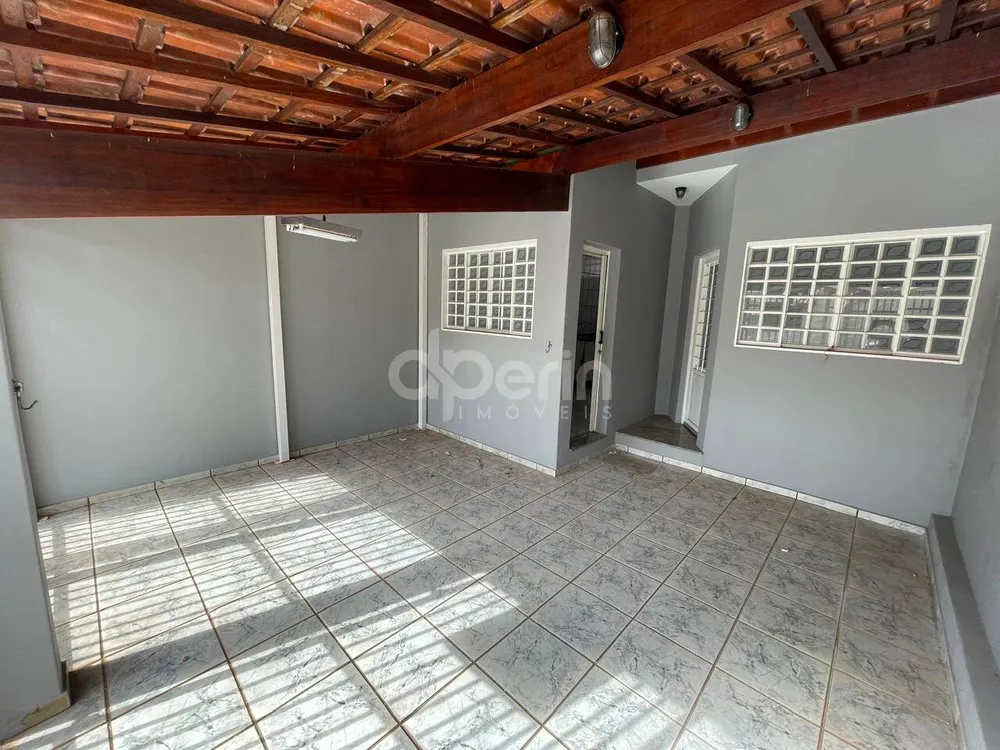 Casa, 2 quartos, 126 m² - Foto 1