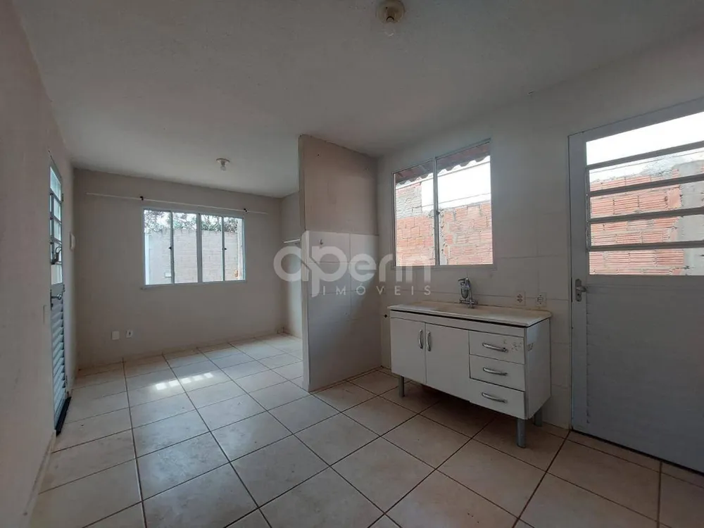 Casa, 2 quartos, 44 m² - Foto 4