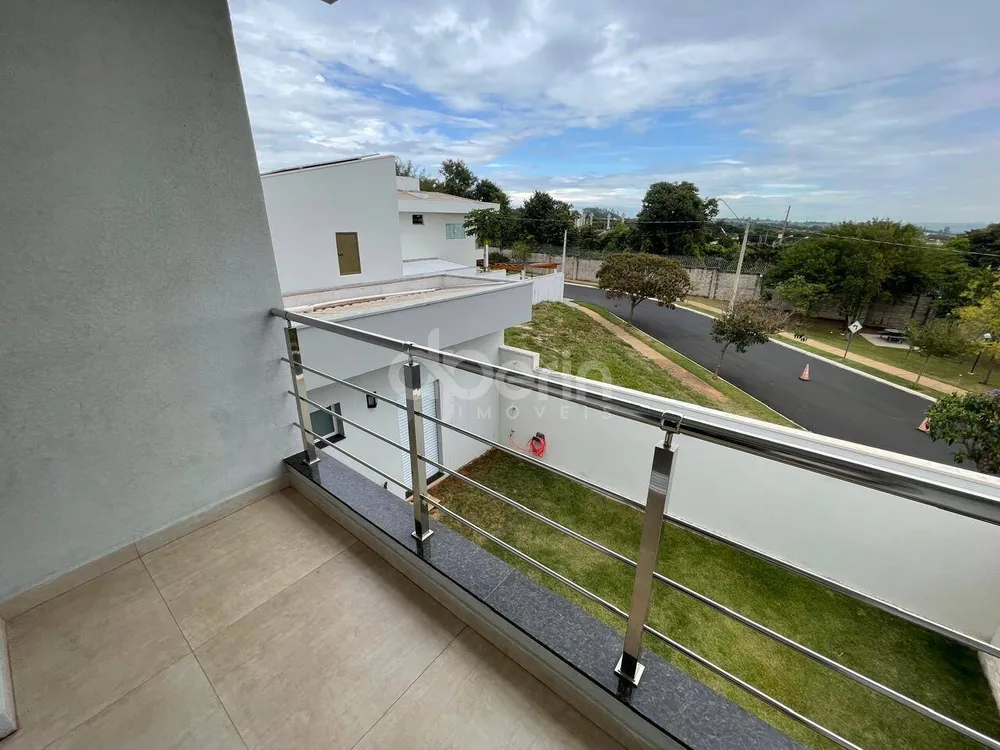 Casa, 4 quartos, 265 m² - Foto 1