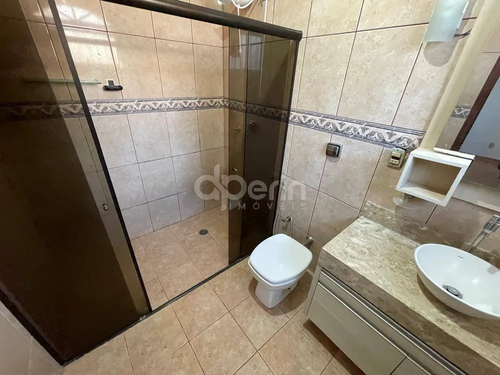 Casa, 3 quartos, 270 m² - Foto 13