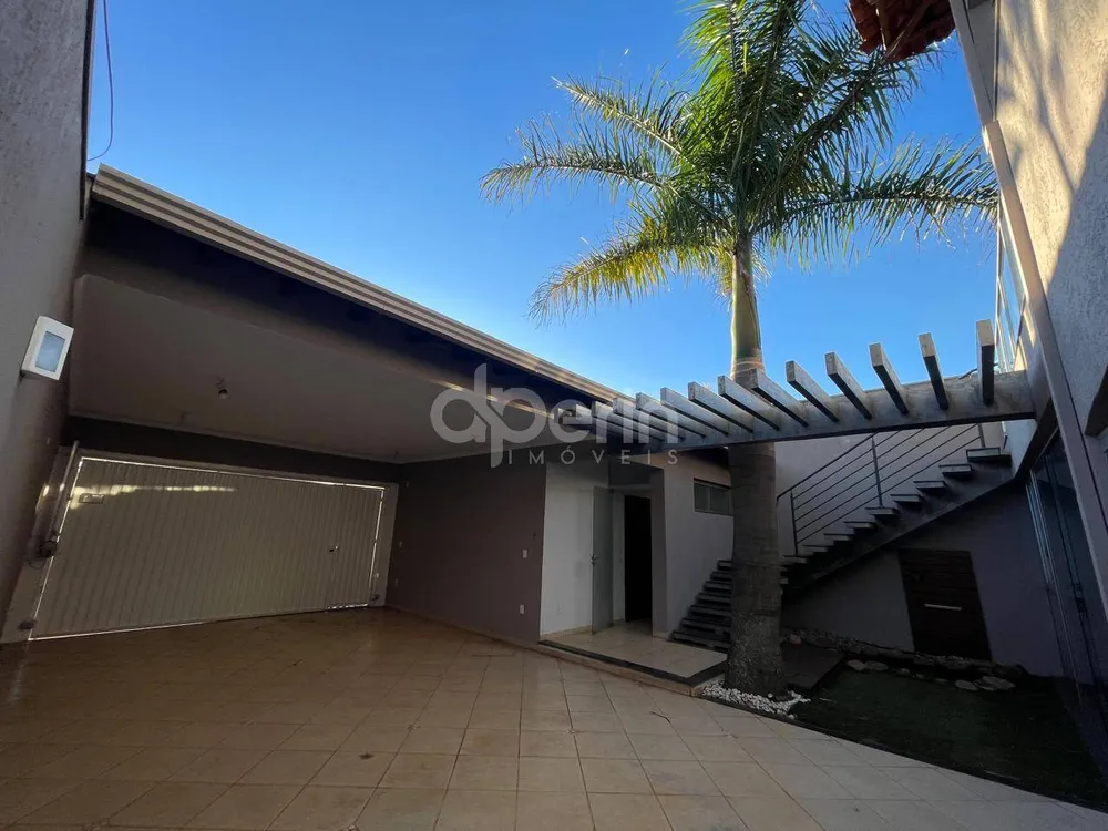 Casa, 3 quartos, 270 m² - Foto 4
