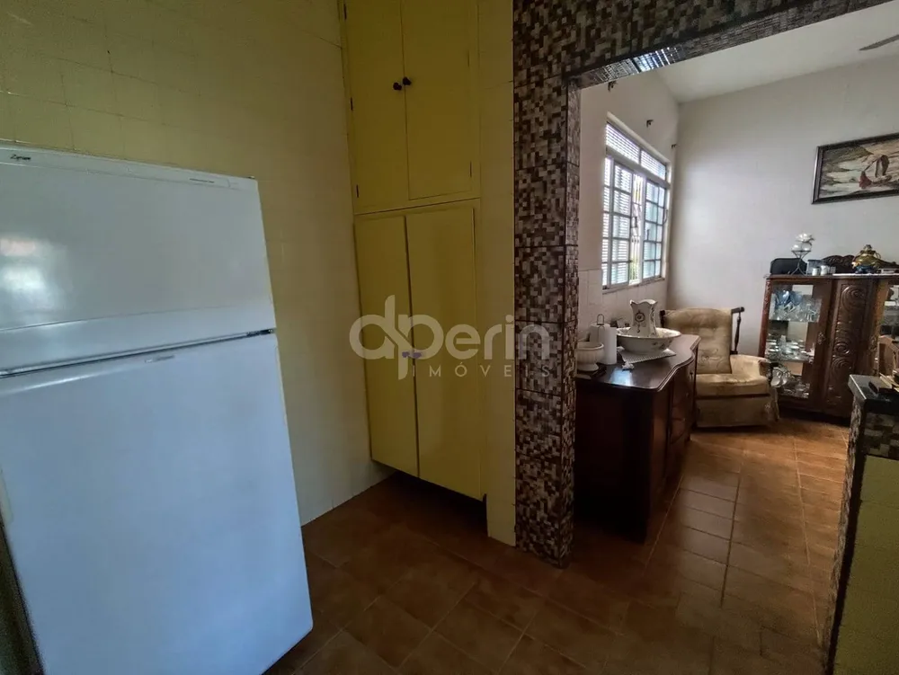 Casa, 3 quartos, 200 m² - Foto 1