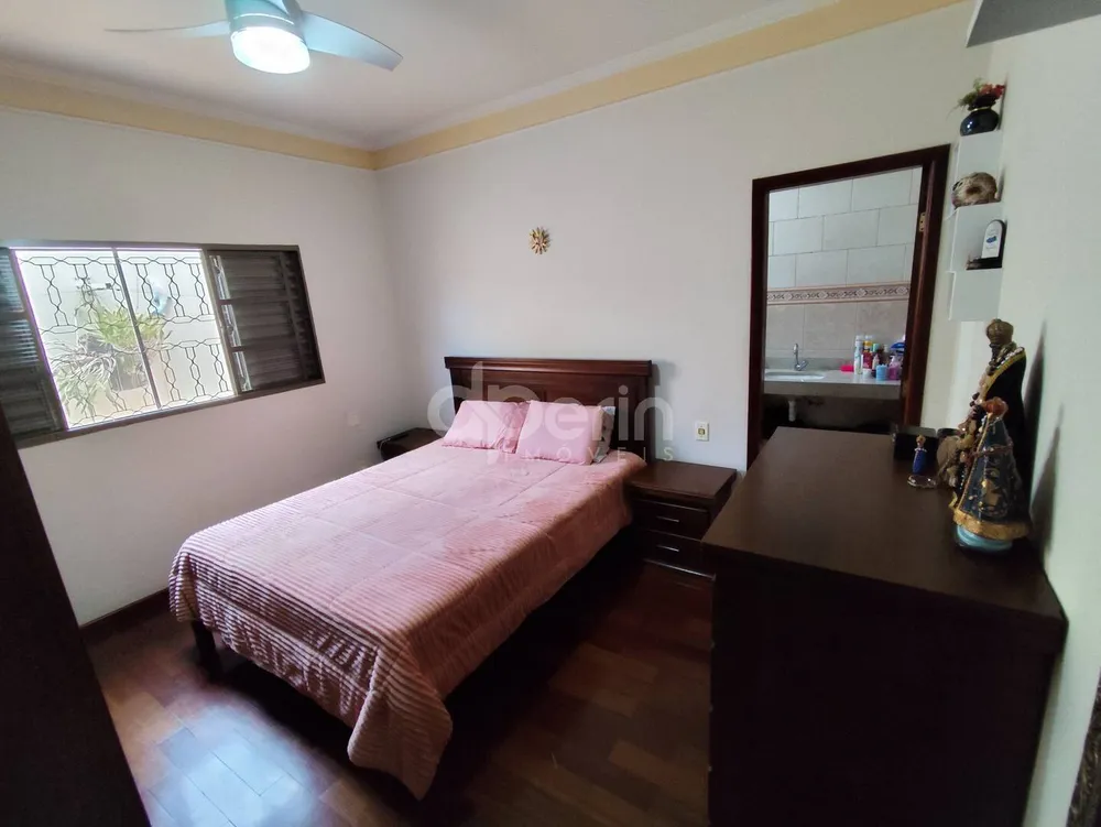 Casa, 3 quartos, 181 m² - Foto 3