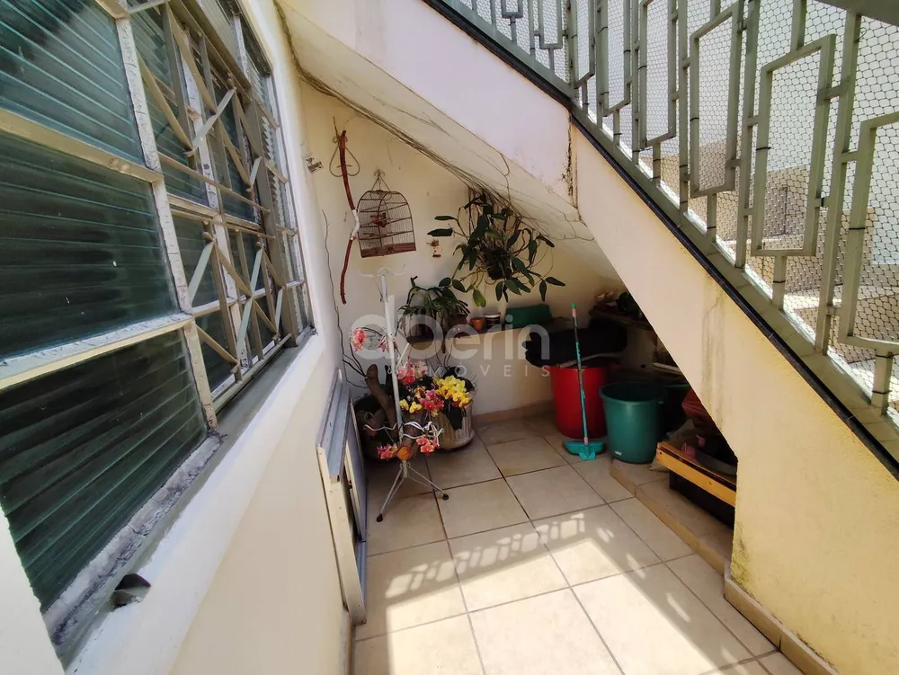 Casa, 3 quartos, 181 m² - Foto 2