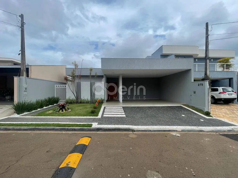 Casa, 3 quartos, 193 m² - Foto 1