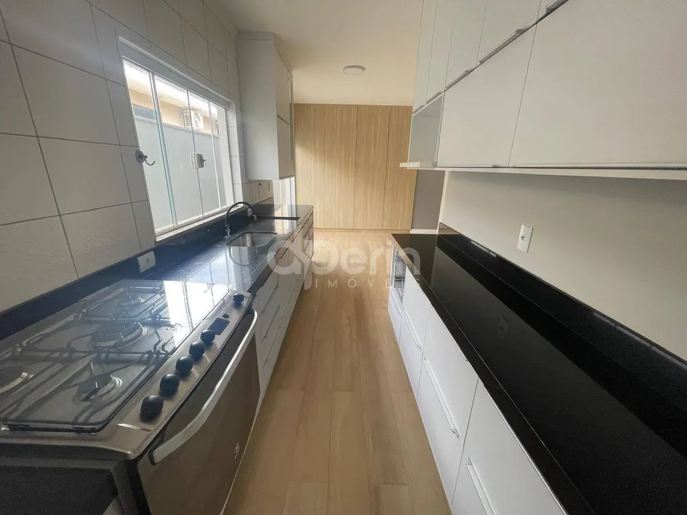 Casa, 3 quartos, 193 m² - Foto 5