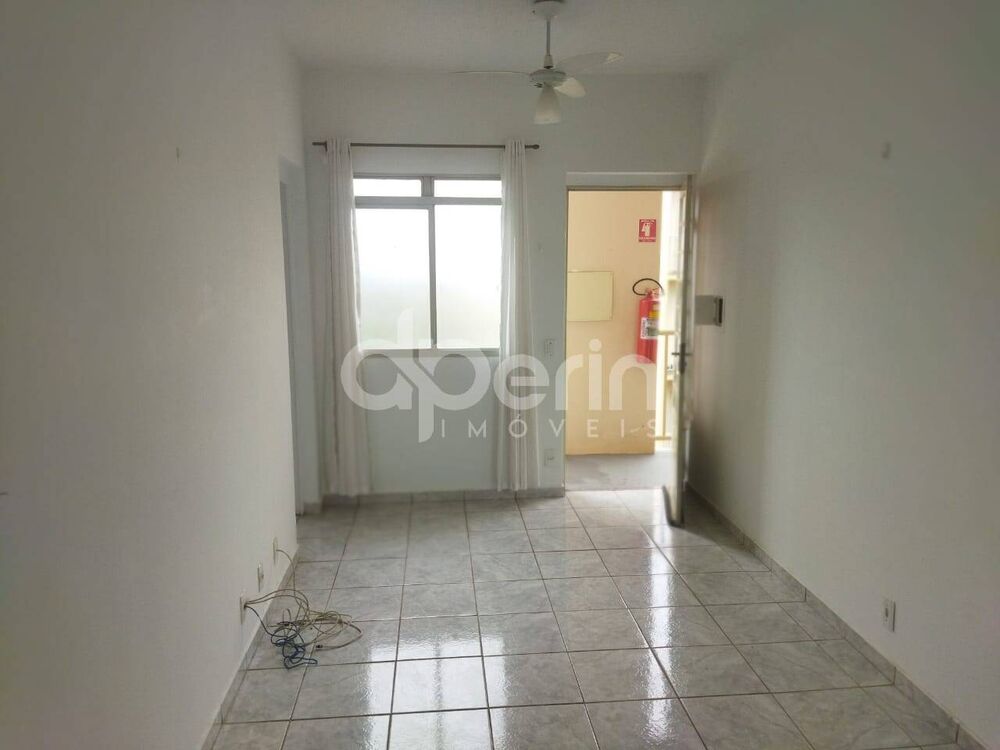 Apartamento à venda com 2 quartos, 46m² - Foto 3