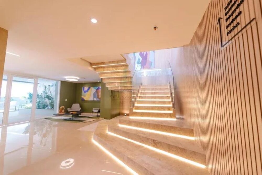Apartamento à venda com 3 quartos, 117m² - Foto 9