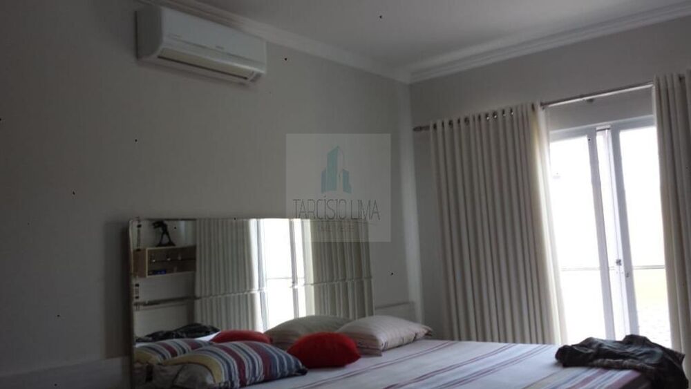 Casa, 5 quartos, 252 m² - Foto 3