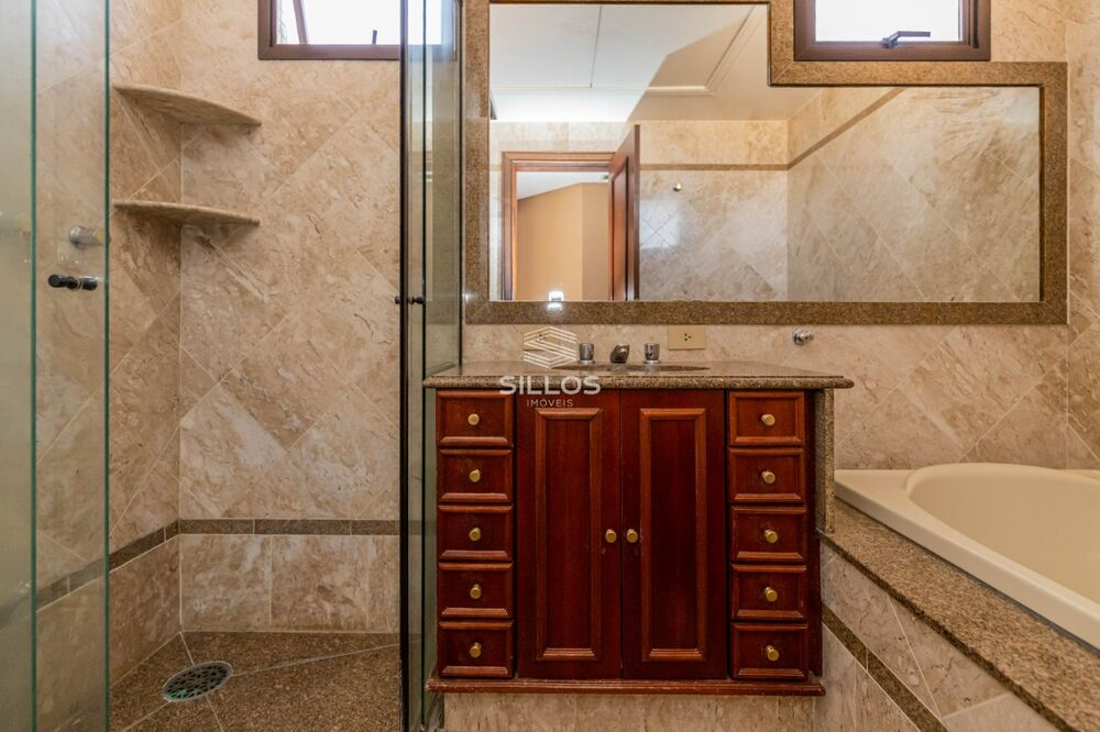 Cobertura à venda com 6 quartos, 651m² - Foto 1