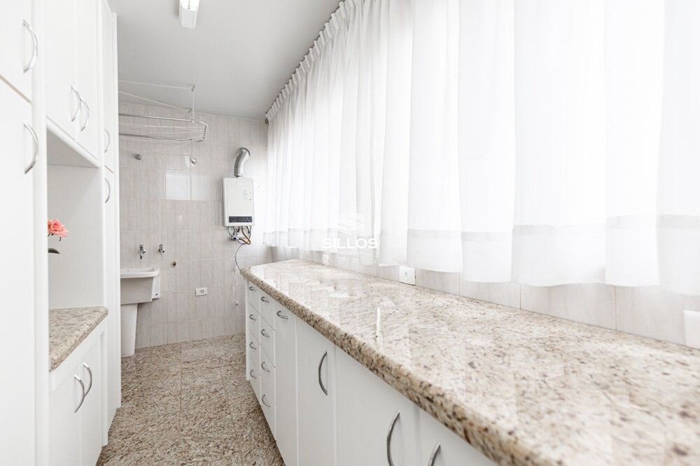 Apartamento à venda com 4 quartos, 256m² - Foto 6