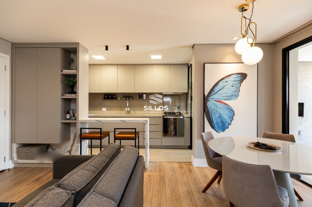 Apartamento à venda com 2 quartos, 72m² - Foto 1