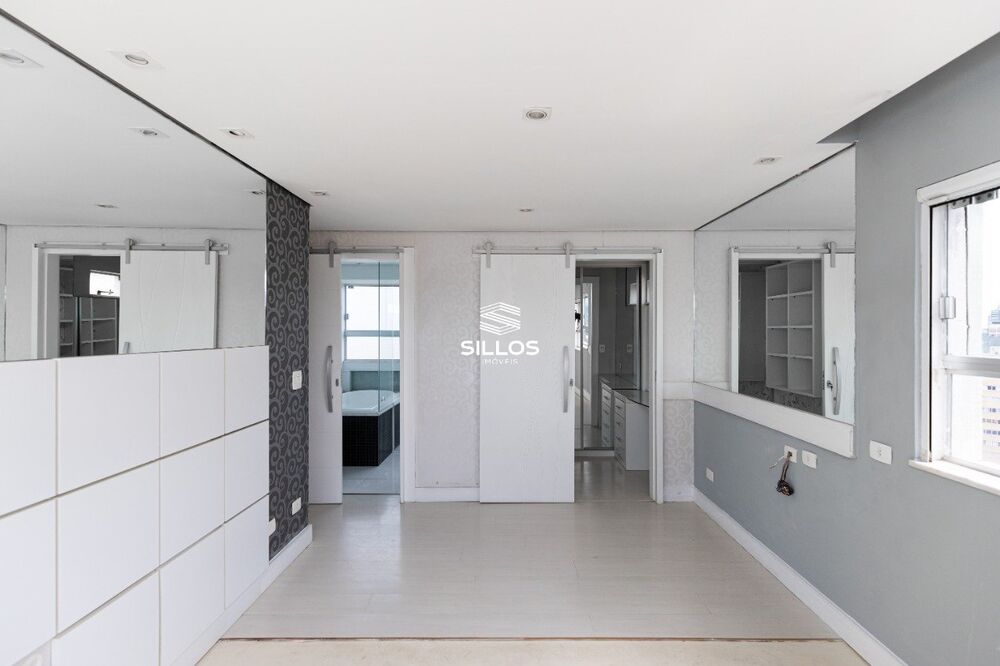 Apartamento à venda com 3 quartos, 227m² - Foto 16